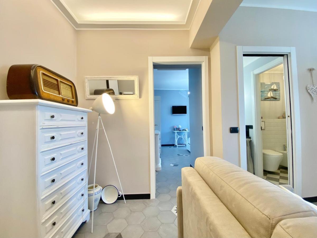 Casaviva - Le Vele Di Angela Apartment Genoa Exterior photo